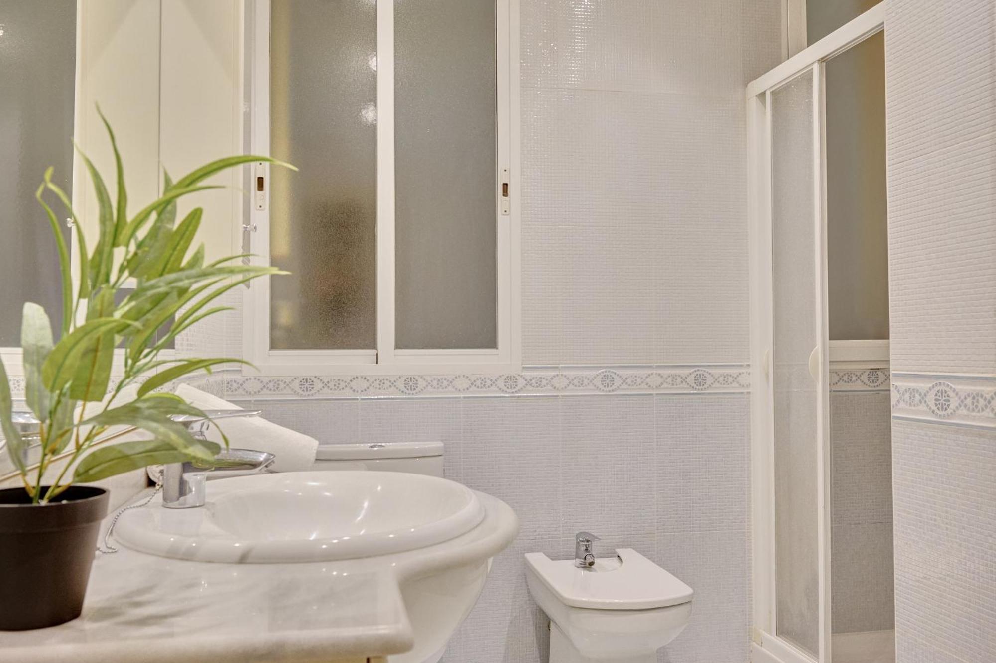Apartamento Tempranillo Logrono By Clabao ภายนอก รูปภาพ