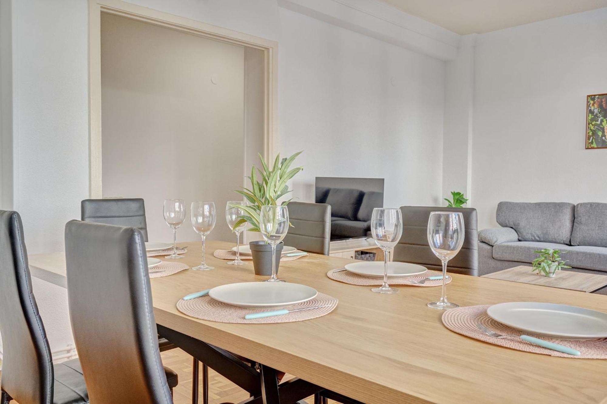 Apartamento Tempranillo Logrono By Clabao ภายนอก รูปภาพ