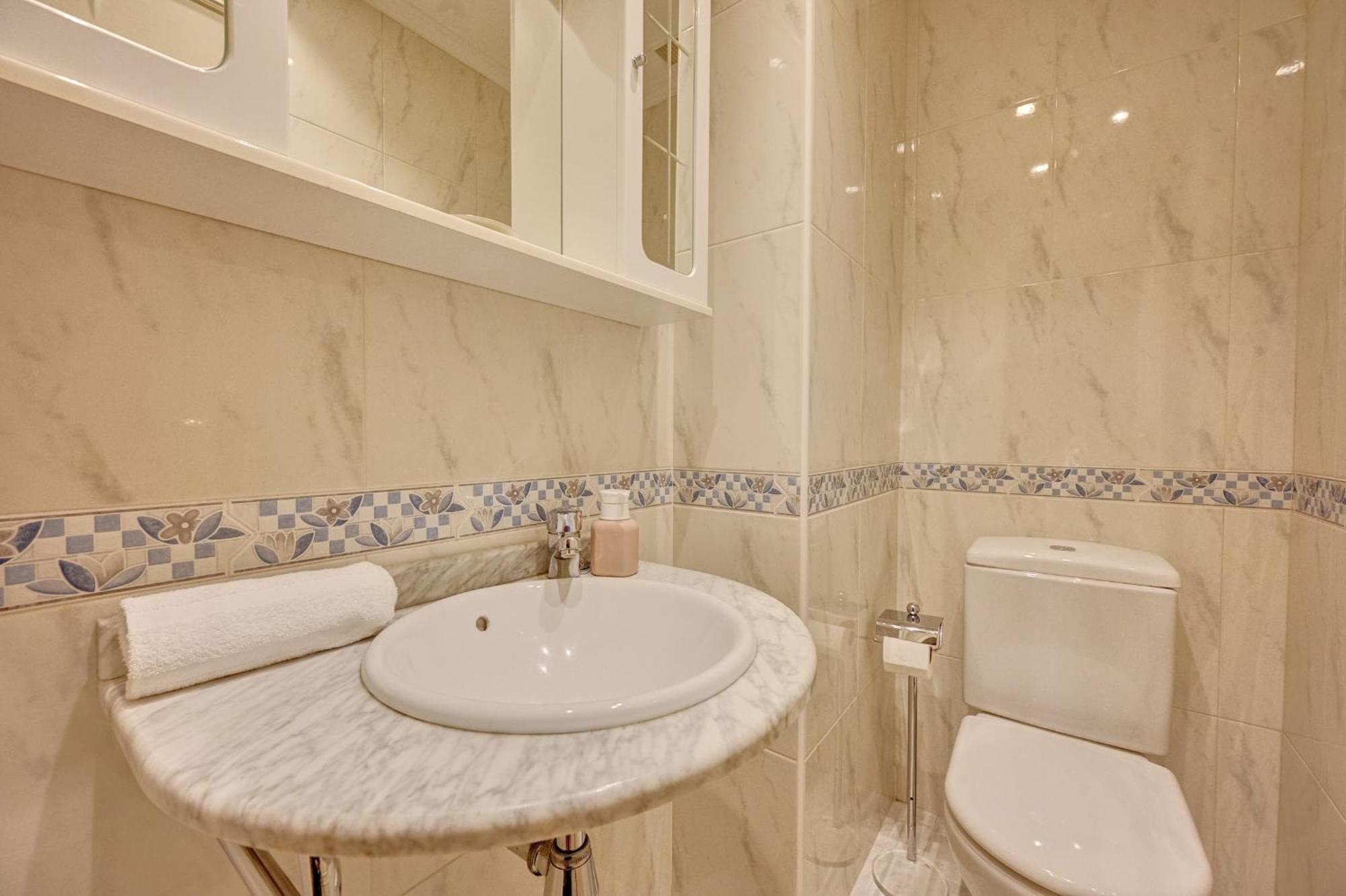 Apartamento Tempranillo Logrono By Clabao ภายนอก รูปภาพ